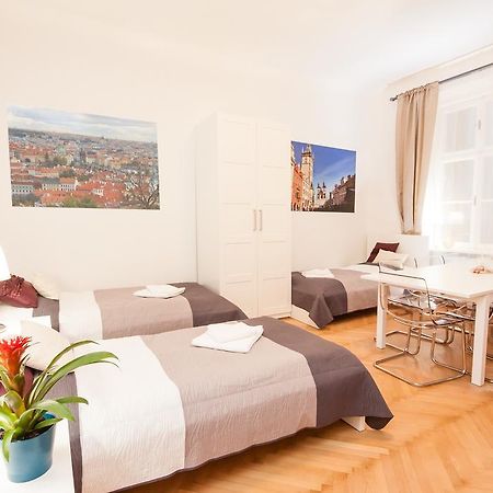 Fashion Loft Apartment Прага Екстериор снимка