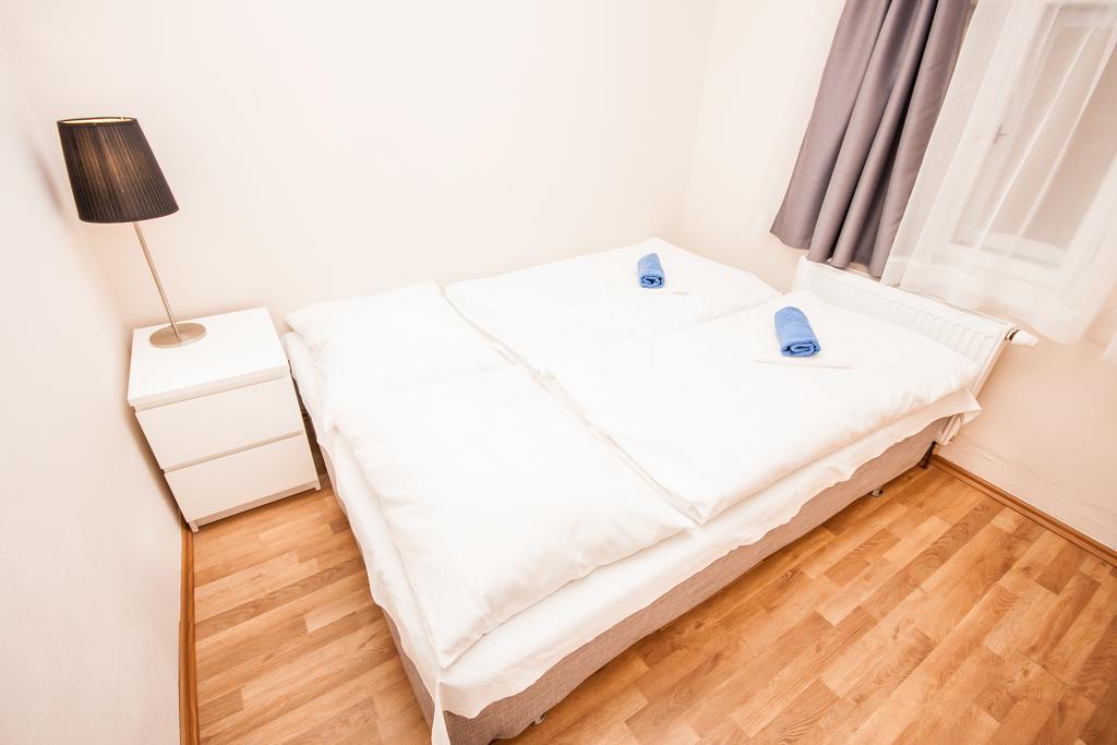 Fashion Loft Apartment Прага Стая снимка