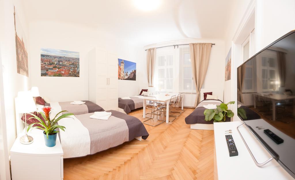Fashion Loft Apartment Прага Екстериор снимка