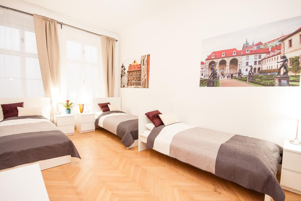 Fashion Loft Apartment Прага Екстериор снимка